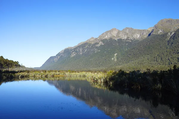 Panorama landschap van Milford Sound — Stockfoto