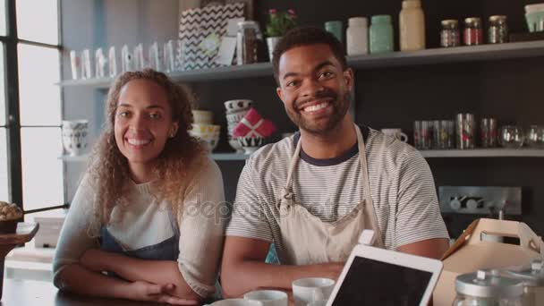 Casal no café — Vídeo de Stock