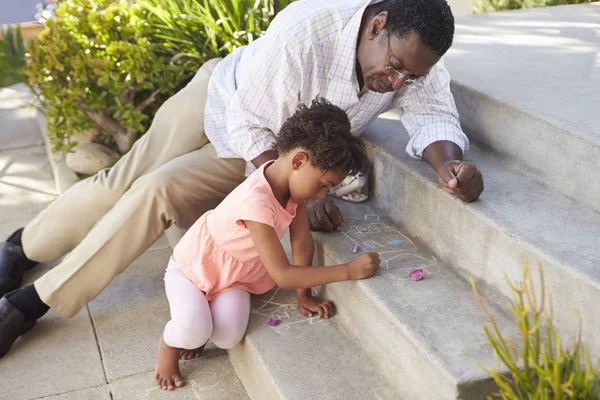 Grandfather And Granddaughter Drawing Picture — Stock Photo, Image