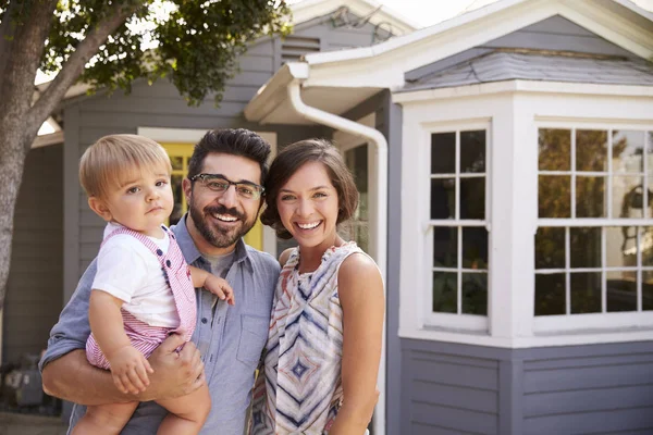 Family with little boy — Stock Photo, Image