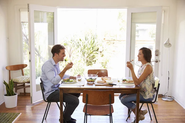 Couple Home Together — Stock Photo, Image