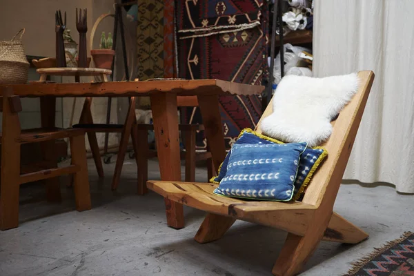 Muebles en tienda de ropa , — Foto de Stock