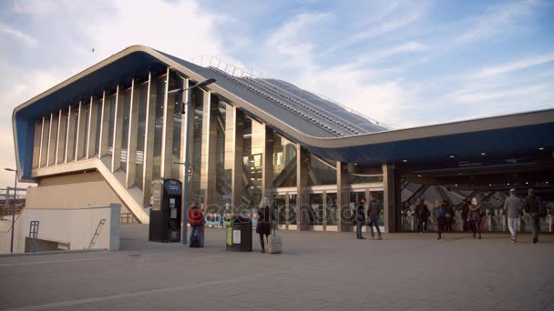 Train Station In Reading England — Stock Video