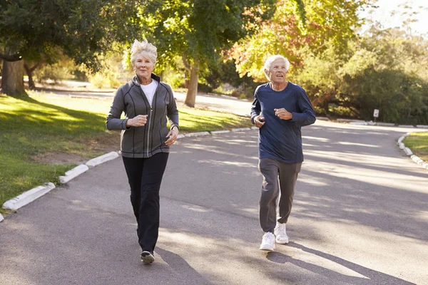 Jogging Pasangan Senior — Stok Foto