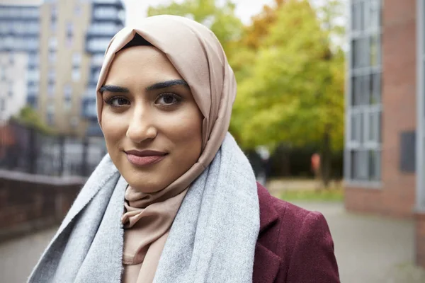 Britská Muslimská žena — Stock fotografie