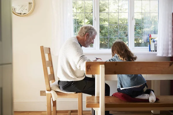 Grandfather And Granddaughter Colouring Picture — Stock Photo, Image