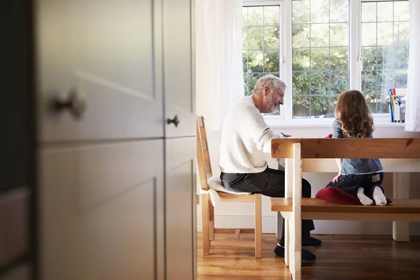 Nonno e nipote disegno da colorare — Foto Stock