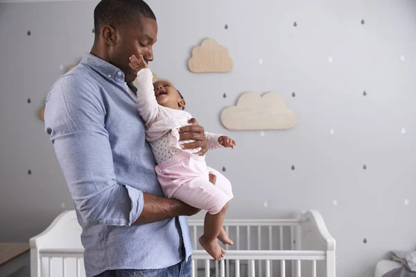 Father Holding Baby Daughter — Stock Photo, Image