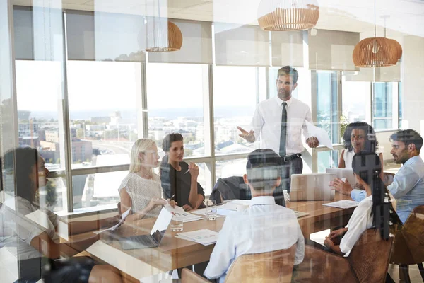 Reunião de líderes de empresário — Fotografia de Stock