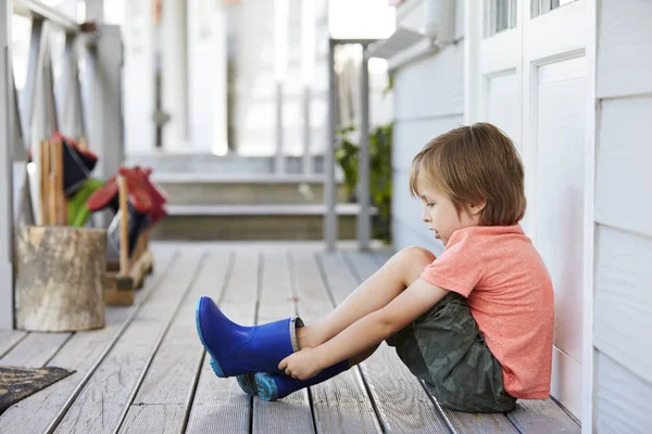 Aluno na escola Montessori — Fotografia de Stock