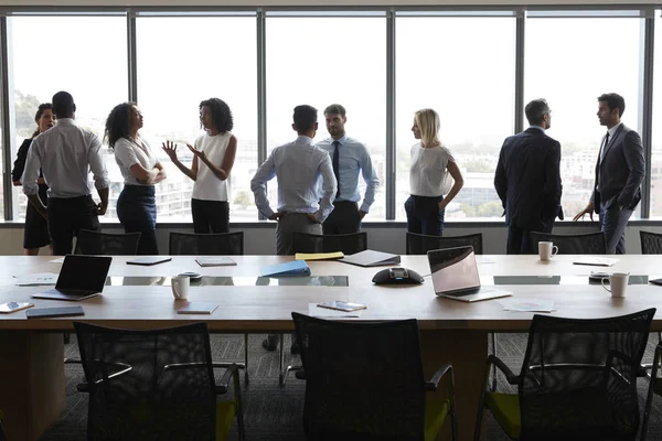 Reunião de empresários na sala de reuniões — Fotografia de Stock