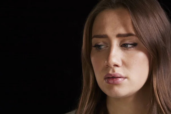 Anxious Young Woman — Stock Photo, Image