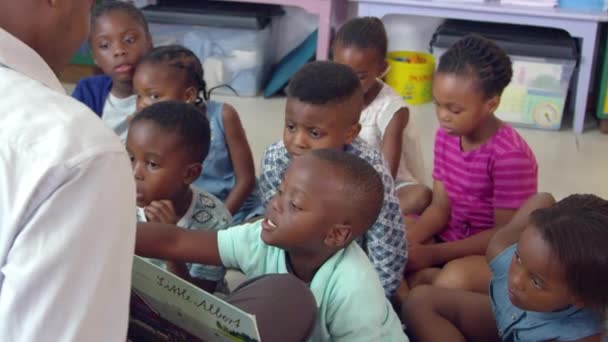 Livret pédagogique pour les écoliers — Video