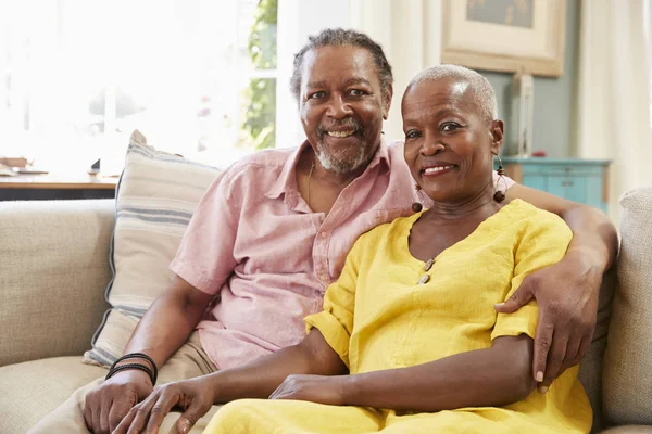 Senior Couple Sitting At Home — Stock Photo, Image