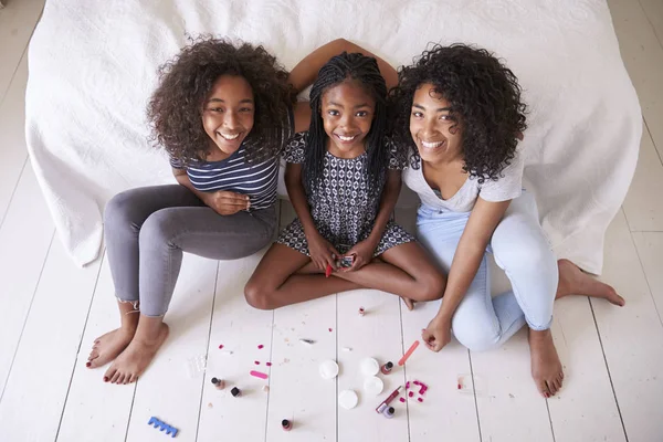 Tre sorelle adolescenti — Foto Stock