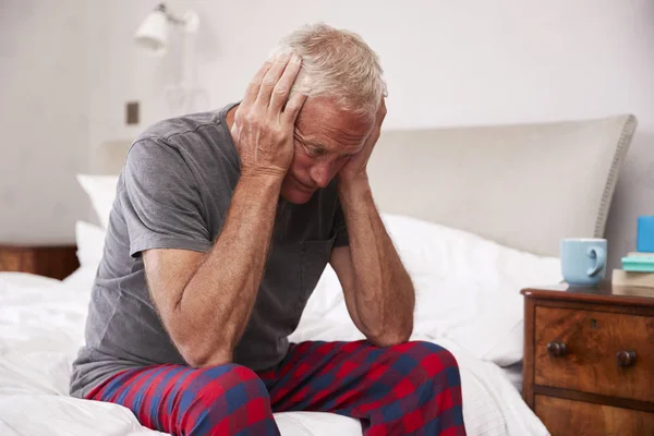 Senior Man Suffering From Depression — Stock Photo, Image
