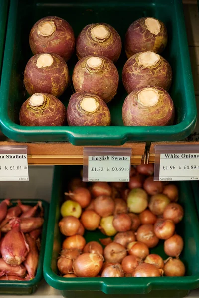 Zobrazit Švédů Cibule Bio Farmě Shop — Stock fotografie