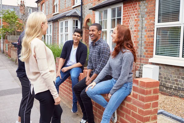 Group College Students Rented Shared House Talking Laughing — Stock Photo, Image