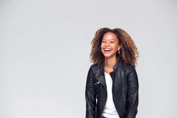 Waist Studio Shot Happy Young Woman Wearing Leather Jacket Laughing — ストック写真