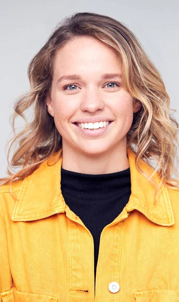 Studio Portrait Positive Happy Young Woman Smiling Camera — Stock Photo, Image