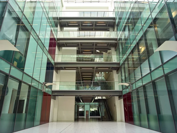 Interieur Uitzicht Van Modern Office Lobby Van Lege Vloeren Trappen — Stockfoto