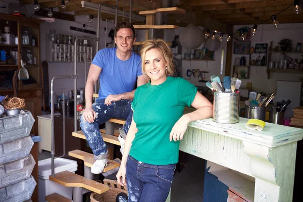 Portrait Couple Workshop Upcycling Working Fire Surround — Stock Photo, Image