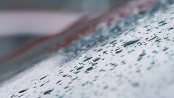 Macro Disparo Gotas Lluvia Que Recortan Coche Sin Protección Contra — Vídeos de Stock