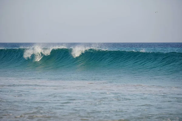 Magic of the Atlantic. Ocean. The oncoming wave. Water. — Stock Photo, Image