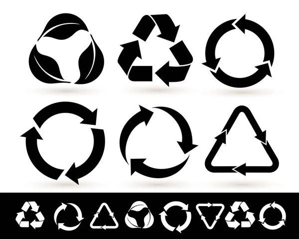 Återvunnet cykel pilar Ikonuppsättning. Återvunnet eco svart ikon. Vektorillustration. Isolerad på vit bakgrund — Stock vektor