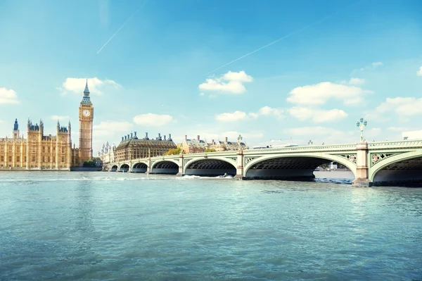 Big ben e case del parlamento, Londra, Regno Unito — Foto Stock