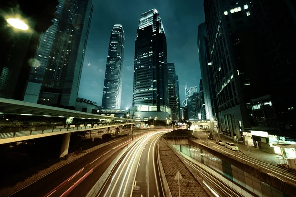 Verkeer in hong kong op zonsondergang tijd — Stockfoto