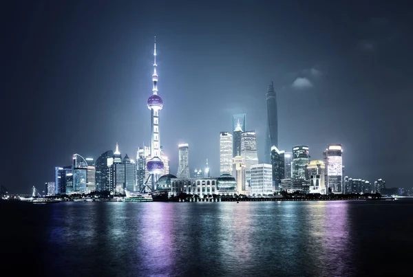 Shanghai bei Nacht — Stockfoto