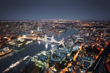 Tower Bridge, İngiltere ile Londra hava görüntüsü