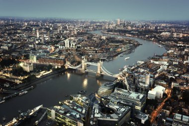 Tower Bridge, İngiltere ile Londra hava görüntüsü
