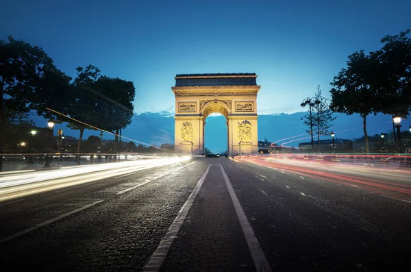Arc de Triumph 's avonds, Parijs, Frankrijk — Stockfoto