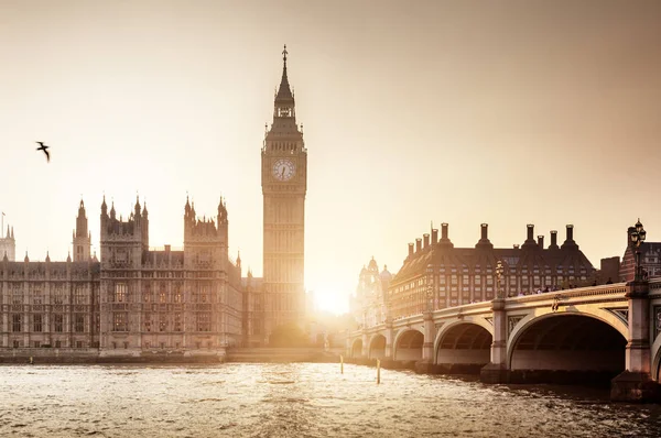 Big Ben et Westminster au coucher du soleil, Londres, Royaume-Uni — Photo