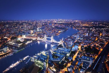 Tower Bridge, İngiltere ile Londra hava görüntüsü