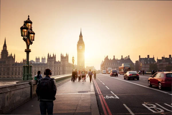 Westminster Köprüsü'nde günbatımı, Londra, İngiltere — Stok fotoğraf