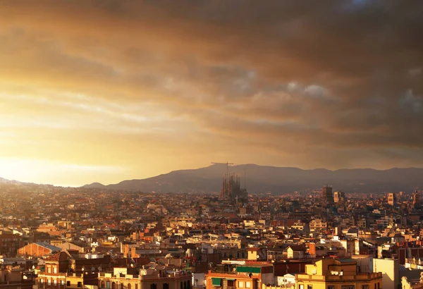 Barcelona em horário de pôr do sol, Espanha — Fotografia de Stock