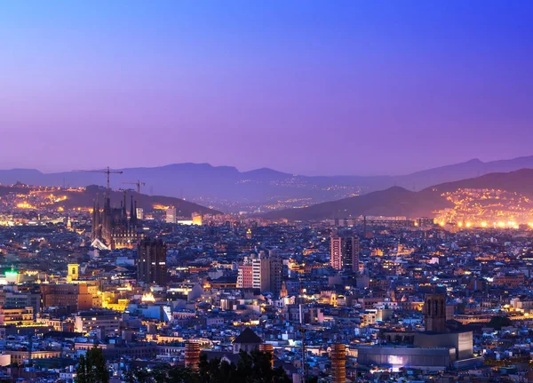 Barcelona al atardecer, España — Foto de Stock