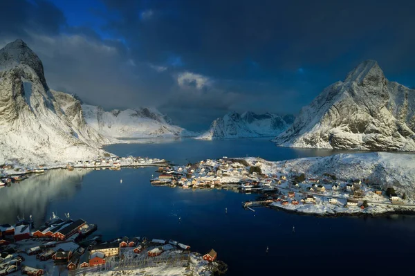 Χιόνι σε Reine Village, Lofoten Islands, Νορβηγία — Φωτογραφία Αρχείου