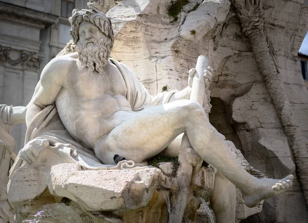 Zeus in Bernini's fountain of Four Rivers in Piazza Navona, Rome — Stock Photo, Image