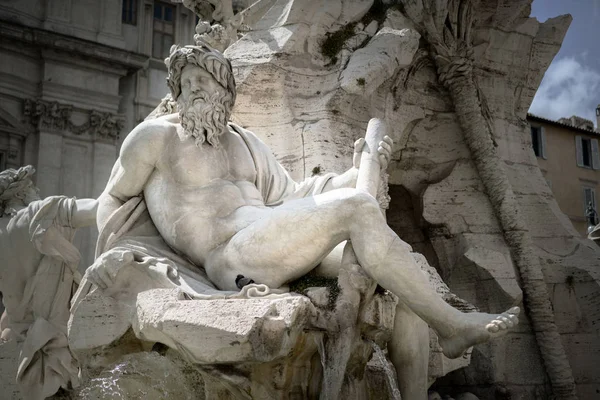 Zeus in Bernini's fountain of Four Rivers in Piazza Navona, Rome — Stock Photo, Image