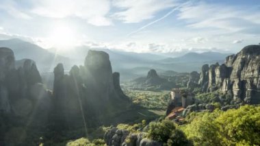 Timelapse Meteora manastırları Yunanistan
