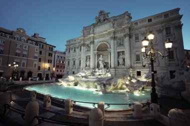 Trevi Çeşmesi, Roma