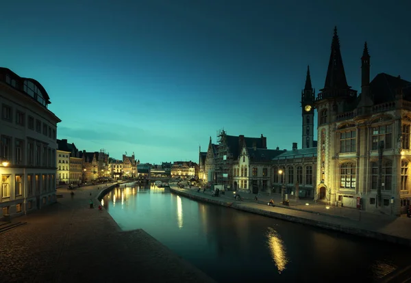 Leie River v Gentu, Belgie — Stock fotografie