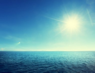 mükemmel gökyüzü ve tropikal okyanus