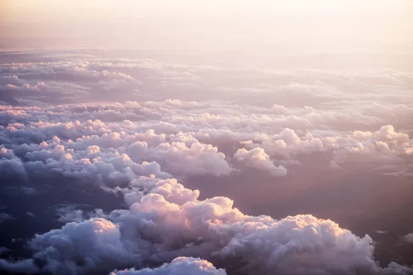 Sonnenuntergang und Wolken — Stockfoto