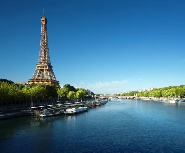 Eiffeltornet i Paris. Frankrike — Stockfoto