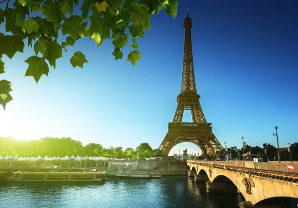 Eyfel Kulesi, Paris. Fransa